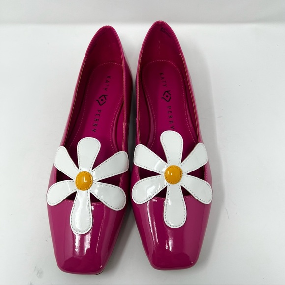 Katy Perry Collections Fuchsia Flats with Daisy Detail - Picture 5 of 10